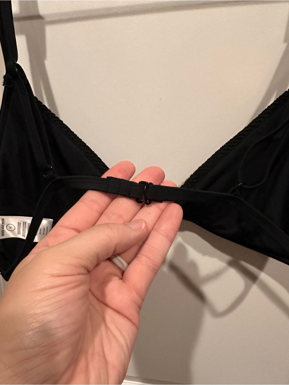 Good American Black Textured Triangle Bikini Top - Picture 7 of 8